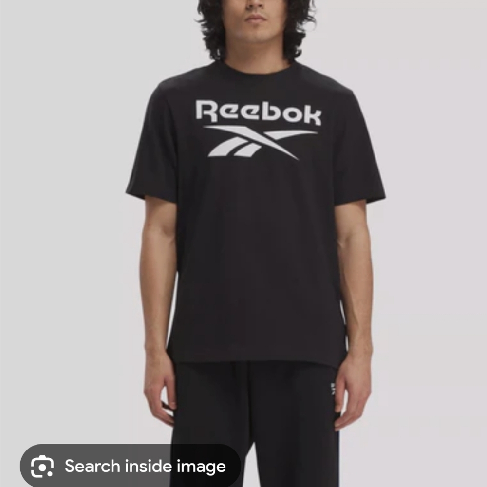 Reebok Black Short Sleeve Tee Classic Athletic Design